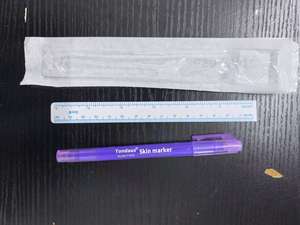 수술용 영구 잉크가 있는 더블 헤드 의료용 스킨 마커 펜 및 측정 테이프로 멸균 된 종이에 쓰기 - Product Image 5