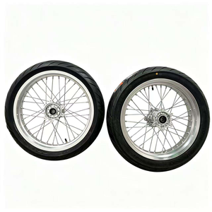 Ensemble de roues Ultra Bee Supermoto Premium, jantes chromées 17 pouces, pneus 100/80-17 et 130/70-17 <span class=keywords><strong>pour</strong></span> moto électrique Sur-Ron, performance de motocross - Product Image 5