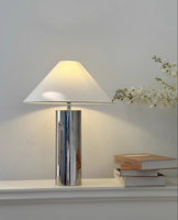 Lampe de table en lin à succès pour hôtel, maison, chambre à coucher, chevet, bureau – Lampe de table LED en laiton