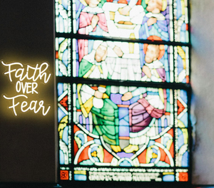 Dormitorio Oficina Letrero de neón motivacional Fe sobre el miedo en Vintage Script Alimentado por USB - Product Image 3