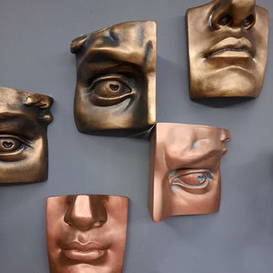 Escultura de bronze para decoração de parede de rosto - Product Image 3