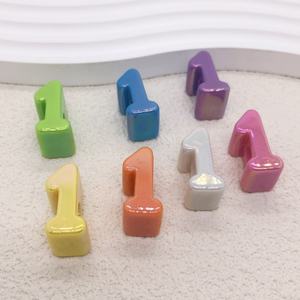 ลูกปัดอะคริลิคเคลือบยูวี สีมาการอง รูใหญ่ สำหรับงาน DIY ทำ<span class=keywords><strong>มือ</strong></span> ลูกปัดร้อยสายคล้อง<span class=keywords><strong>มือ</strong></span><span class=keywords><strong>ถือ</strong></span> - Product Image 4