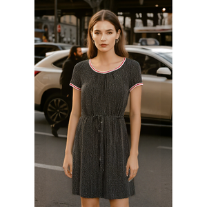 Vestido Corto Negro Estampado para Mujer, Nuevo Modelo 2025, Cintura con Cordón Ajustable y Ribete en Contraste para Uso Diario Informal - Product Image 1