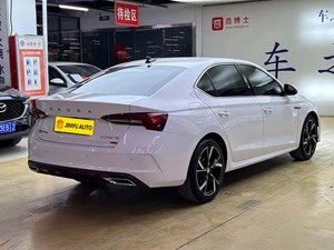 <span class=keywords><strong>Skoda</strong></span> <span class=keywords><strong>Octavia</strong></span> <span class=keywords><strong>2022</strong></span> PRO TSI280 Edición Premium 1.4T 150 CV 7DCT Automático Gasolina, Coche Usado con 30.000 km de Kilometraje para Exportación a Rusia - Product Image 4