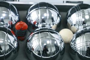 8 Balls Lawn Game Boules <strong>Set</strong> <strong>Petanque</strong> Bocce Ball <strong>Set</strong> in Aluminium Box - Product Image 2