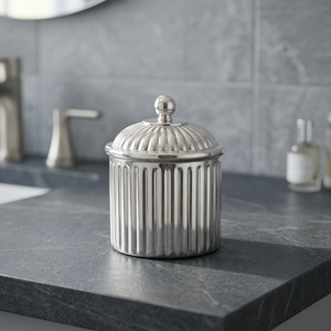 Conteneur classique pour salon en laiton plaqué argent - Product Image 1