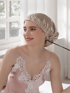 <span class=keywords><strong>Bonnet</strong></span> <span class=keywords><strong>de</strong></span> <span class=keywords><strong>nuit</strong></span> <span class=keywords><strong>de</strong></span> luxe ajustable Vente <span class=keywords><strong>en</strong></span> gros <span class=keywords><strong>Bonnet</strong></span> <span class=keywords><strong>de</strong></span> cheveux <span class=keywords><strong>en</strong></span> <span class=keywords><strong>pure</strong></span> <span class=keywords><strong>soie</strong></span> 100% grade 6A - Product Image 5