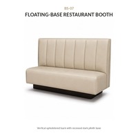 Banquette de restaurant moderne rembourrée BS-07 avec base flottante, siège en cuir PU, 48Lx24Px36H, table en faux marbre, structure en acier carbone