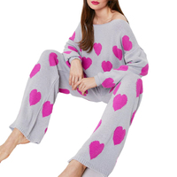 Vente en gros de pyjamas surdimensionnés personnalisés à col bateau en forme de cœur pantalon de jogging ensemble de pulls pour femmes en tricot de polyamide jacquard deux pièces
