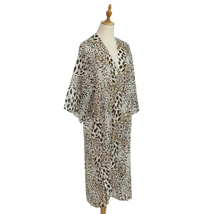 Chal Largo Reversible con Estampado de Leopardo para Mujer, de Poliéster, Elástico en Cuatro Direcciones, Absorbente de Sudor, de Secado Rápido, para Verano, Playa y Viajes - Product Image 2