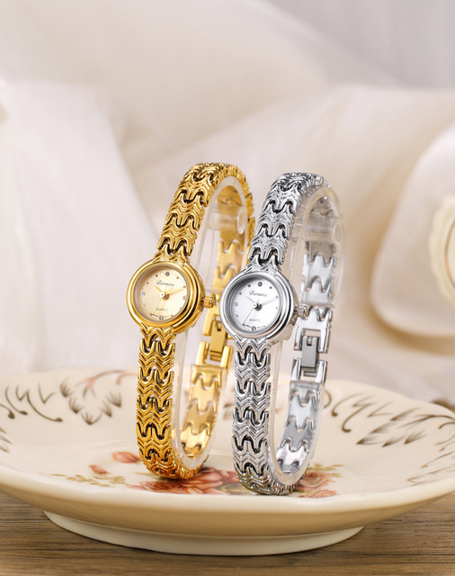 2026 New Vintage Style Watches Gold Silver Color Round Dial Retro Design Timepieces Unique Shape Classic Jewelry Inspired Clock