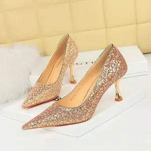 34-40 Zapatos de tacón alto para banquete Tacón de metal Tacón alto Muesca poco profunda Tela de lentejuelas brillantes Zapatos de punta de mujer