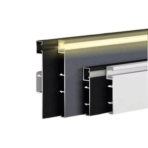 Installation facile Accessoires de décoration mats pour sols domestiques <span class=keywords><strong>Plinthe</strong></span> en alliage d'aluminium Ligne de <span class=keywords><strong>plinthe</strong></span> Profil Garnitures de carreaux - Product Image 1