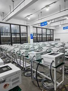 Borne de recharge rapide murale DC Sungle Gun 20kW 30kW 40kW, chargeur EV commercial OCPP pour flottes et stations publiques - Product Image 3