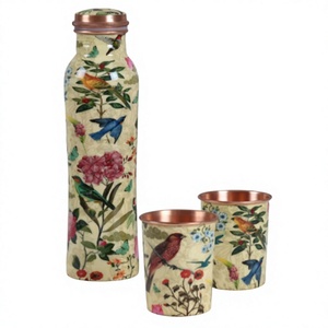 Ensemble de bouteilles d'eau en cuivre pur avec motif floral d'oiseaux imprimé, design nature aviaire, artisanat rustique, gourde en cuivre - Product Image 1