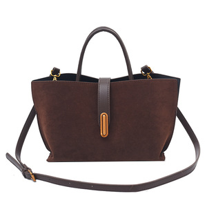 Bolso Tote Tipo Momia de PU de Color Sólido con Acabado Mate, Correa Cruzada, Logotipo Personalizado, Cierre de Hebilla, para Todas las Temporadas - Product Image 4