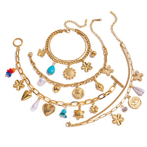 Colección de verano Acero inoxidable Impermeable 18K Oro Mariposa Girasol Colgante Multi-Elemento Moda Encanto para pulsera - Product Image 4