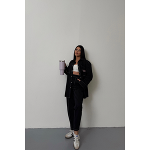 Conjunto de Camisa y Pantalones de Mezclilla Rosa para Mujer - Product Image 1