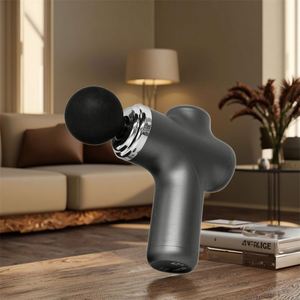 Pistolet de massage électrique rechargeable Pooorodo avec 6 vitesses élevées, 4 têtes en mousse, moteur de brosse pour tissus profonds, noir, autonomie de 6 à 8 heures - Product Image 2