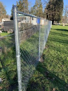 Sistema de Cerca de Malla de Alambre Galvanizado en Caliente Estándar Australiano, Cerca de Eslabones de Cadena de Fácil Montaje, 6 pies de Altura - Product Image 1