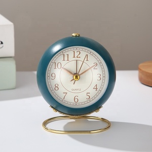 Sang Trọng 3D Kim Đồng Hồ Báo Thức Trẻ Em Cổ Điển Tối Giản Kim Loại Điện Tử Bàn Bảng Sáng Đài Phát Thanh Tính Năng Cạnh Giường Ngủ Sinh Viên Quà Tặng - Product Image 1