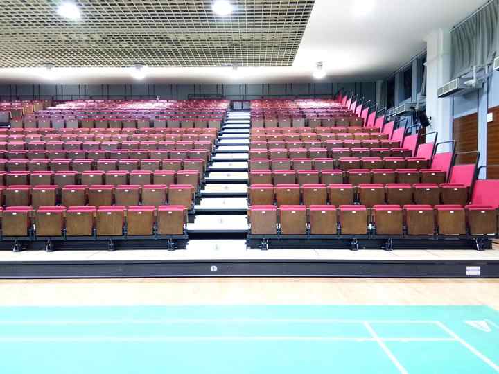 EU Standard Retractable Bleacher Folding Seating for Sports Venue & Entertainment Stadia