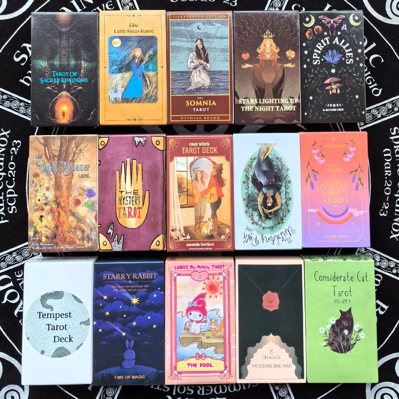 【日本未発売】The Textured Tarot 78枚デッキ Amazon.co.jp: Wyspell Classic Tarot Deck with Guidebook - 78