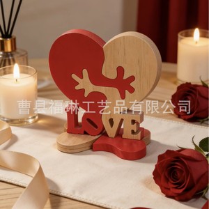 เครื่องประดับรูปหัวใจไม้สน งานแฮนด์เมด ตกแต่งวันวาเลนไทน์ - Product Image 4