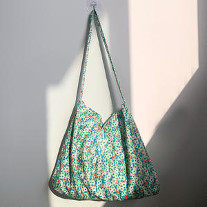 Bolsos <span class=keywords><strong>de</strong></span> hombro <span class=keywords><strong>de</strong></span> mano <span class=keywords><strong>de</strong></span> gran capacidad al por mayor para mujer, bolso <span class=keywords><strong>de</strong></span> mano floral, bolso <span class=keywords><strong>de</strong></span> playa <span class=keywords><strong>de</strong></span> lona informal estampado - Product Image 5