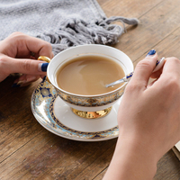 Tasse à café en porcelaine fine britannique de luxe avec bordure dorée, tasse à thé en céramique personnalisée, mug, fournitures pour restaurants et cafés, décoration intérieure, fourniture d'usine