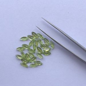 Piedra Preciosa de Peridoto Verde Natural de 2.5x5mm, Corte Marquesa, Facetada, Suelta, Certificada por IGI, para Creación de Joyas en Línea - Product Image 2