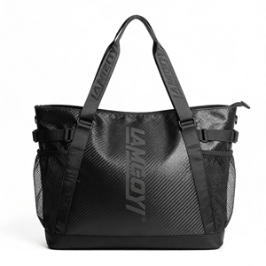 Sac de sport imperméable LAMGOYI pour femmes, sac de voyage et de yoga pour l'extérieur, sac fourre-tout à bandoulière - Product Image 1