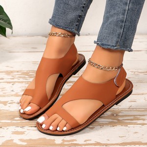 2025 Retro Style Sporty Beach for Women Large Size Cross Strap <b>Flats</b> Slip-On Open Toe Design for <b>Summer</b> Outdoor Activities - Product Image 2