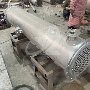 Condenseur à Coque et Tuyaux Yuanzhong Machinery 30 m² en Acier Inoxydable 304 Échangeur de Chaleur Hybride Résistant à la Pression - Product Image 3
