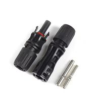 Conectores solares de 1000V Conector solar de rama Y Impermeable IP67 4P Corriente de resistencia de contacto 4 a 1