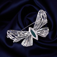 Broche Papillon en Gros Micro-Pavée de Zircon Cubique Violet et Vert, Accessoire Vestimentaire pour Femme, Idéale pour la Décoration de Revers de Costume