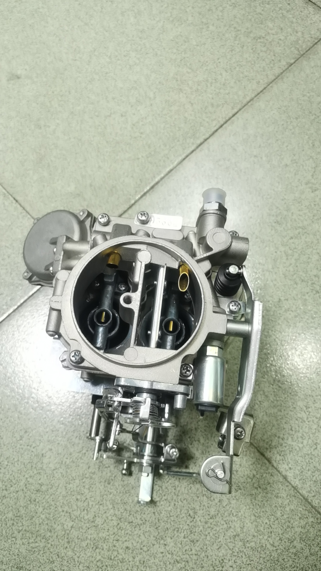 Carburetor 21100-61012 for Toyota 2F 4230CC FJ40 - 1year Warranty