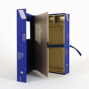 Caja de Regalo de Papel Rígido Magnética Plegable Rosa de Lujo con Logotipo Personalizado para Empacar con Bolsa de Papel - Product Image 3