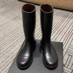 Nouvelles bottes de pluie montantes de luxe originales pour femmes 2026 – Confortables, polyvalentes et ajustées pour toutes les saisons - Product Image 1