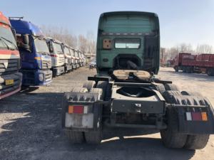 Camión Tractor Usado Sinotruk Euro2 Diésel 6X4 con Volante a la Izquierda, HOWO de 10 Ruedas, Capacidad de Carga de 21-30T, 371hp, Cámara Trasera de 360° - Product Image 6