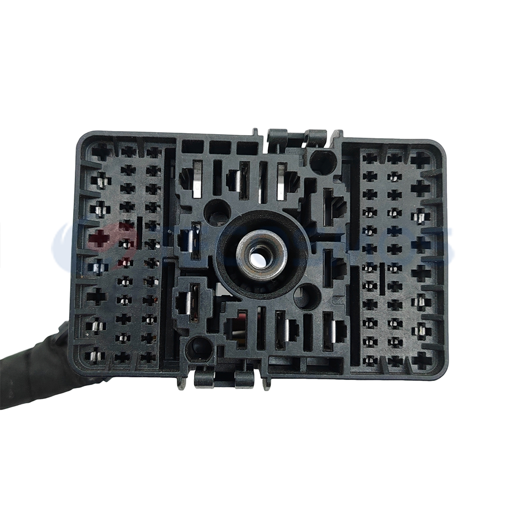 Waterproof Wire Connector Cable Harness Automotive Enclosure Connector for Luxgen 74Pin Female CT74-0001M