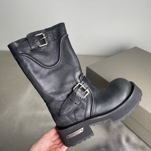 Botines negros de diseñador de alta calidad para mujer, con tacón de 5 cm, hechos de piel de vaca, resistentes al agua y cálidos. - Product Image 4