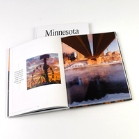 Impression de livres photo personnalisés en gros avec couverture rigide en tissu, reliure cousue Smythe, édition OEM