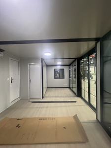 Casa Container Prefabbricata Completamente Arredata a Installazione Rapida, 2 Camere da Letto, 1 Bagno, Pieghevole ed Espandibile con Pannello Solare - Product Image 4