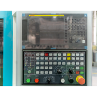Fraiseuse CNC verticale 4 axes Single Spindle High Precision for Auto and Motorcycle Parts with Fanuc Siemens GSK BT40