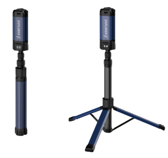 Small Type Portable Aluminum Battery Led Tripod Light for Camping