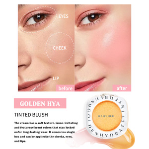 Rubor Hidratante Dorado con Color Cambiante, Fácil de Fijar y No se Vuelve Blanco Fácilmente, 3 en 1 para Mejillas, Ojos y Labios - Product Image 4