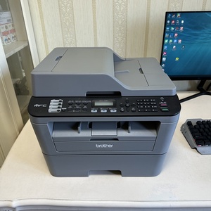 Impresora Láser Multifunción Usada Todo en Uno 2240D 7080D 7180DN 7380 7530DN Blanco y Negro con Funciones de Impresión y Escaneo - Product Image 1