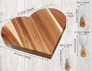 Planche à découper en bois d'acacia en forme de cœur pour la cuisine, plateau de service pour fromage, viande, fruits, plateau à charcuterie avec couteaux - Product Image 3
