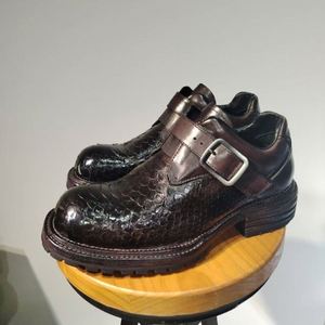 Zapatos DeBey de Piel de Pitón Lavada al Agua Goodyear, Diseño Retro Casual Hecho a Mano, Hebilla Personalizada con Logotipo Grabado en la Puntera, Otoño - Product Image 4